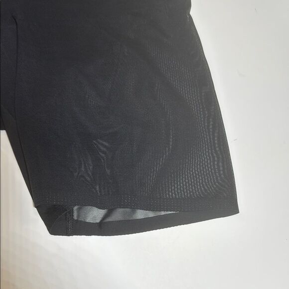 Shapermint Essentials Black Empower Mesh Shaper Short - Picture 5 of 10